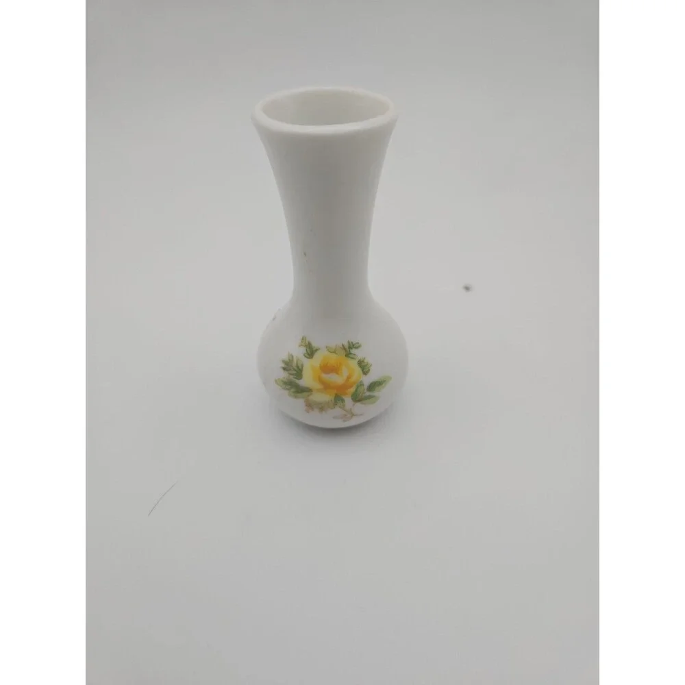 Miniature Vases set Of 3 Flower Design 2 1/2 Inches Tall